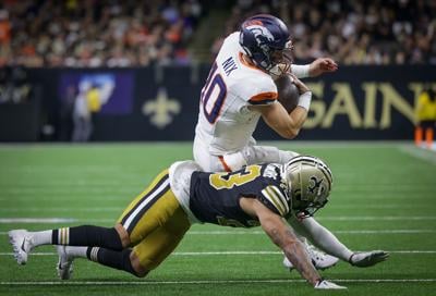 NO.saintsbroncos.101824.3708.JPG