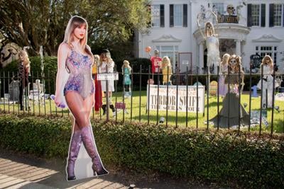 Taylor Swift skeleton house.jpg
